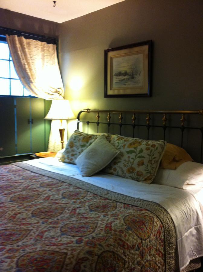 Innkeeper'S Place B&B Stafford Exterior foto